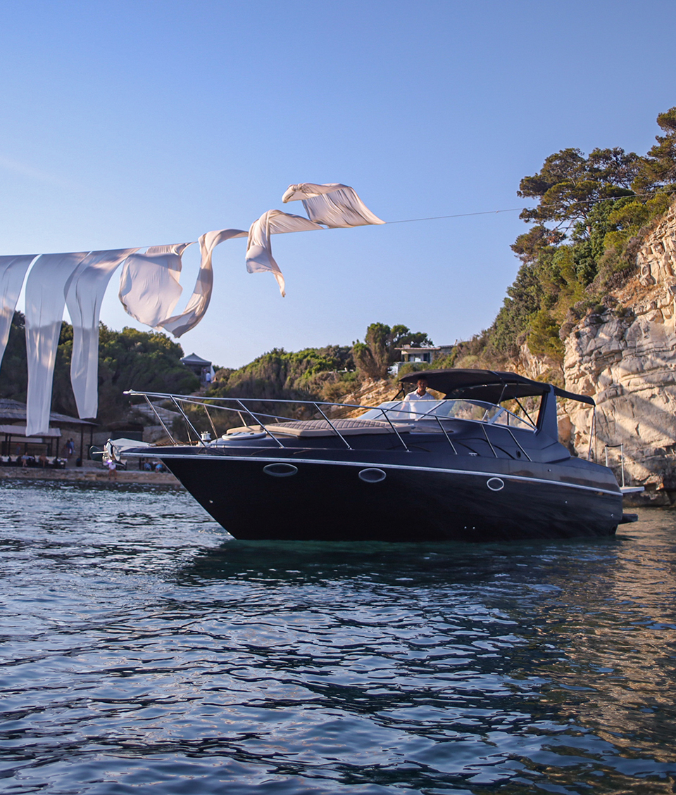 marathonisi keri caves cruise private vip