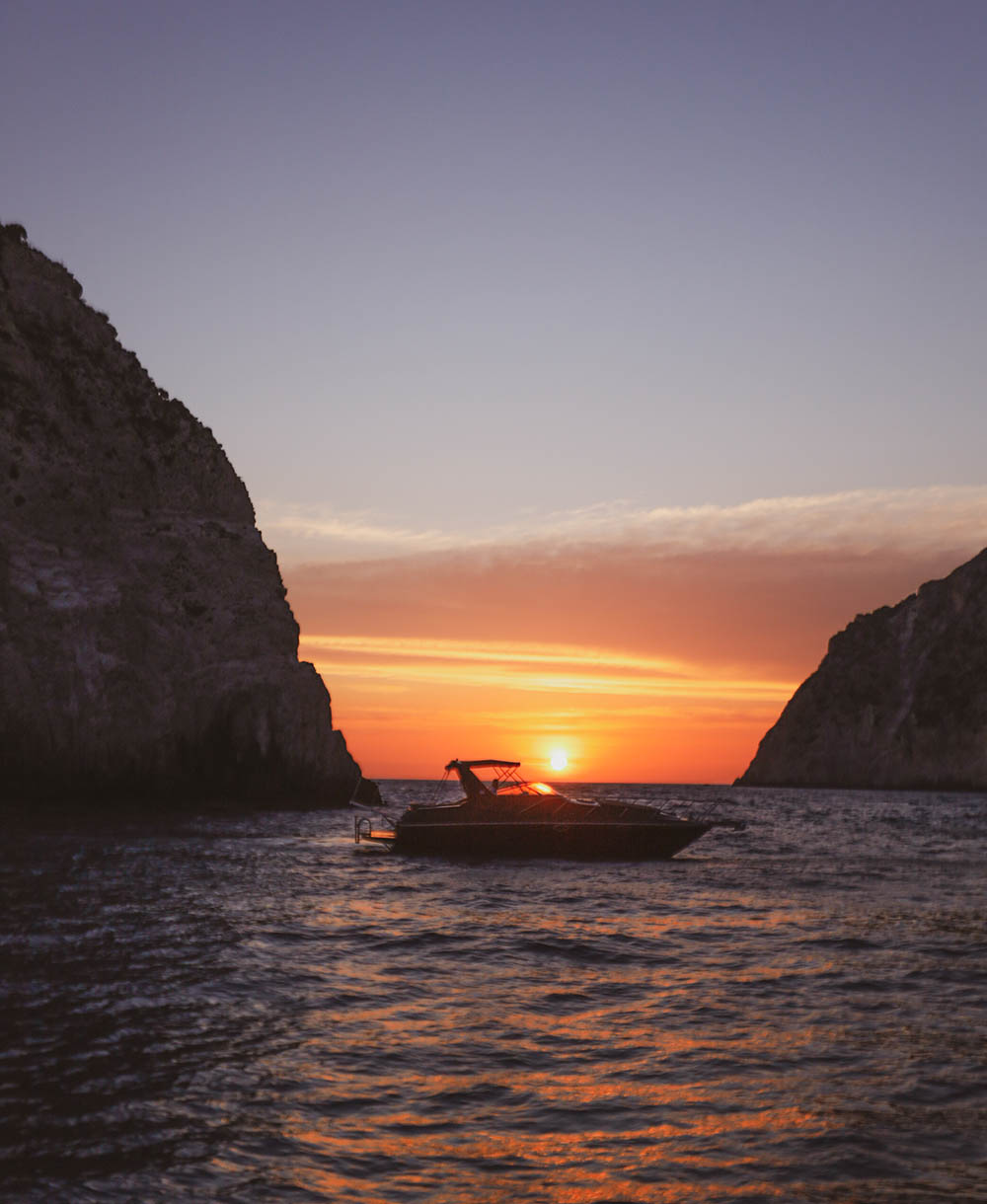 sunset cruise zakynthos