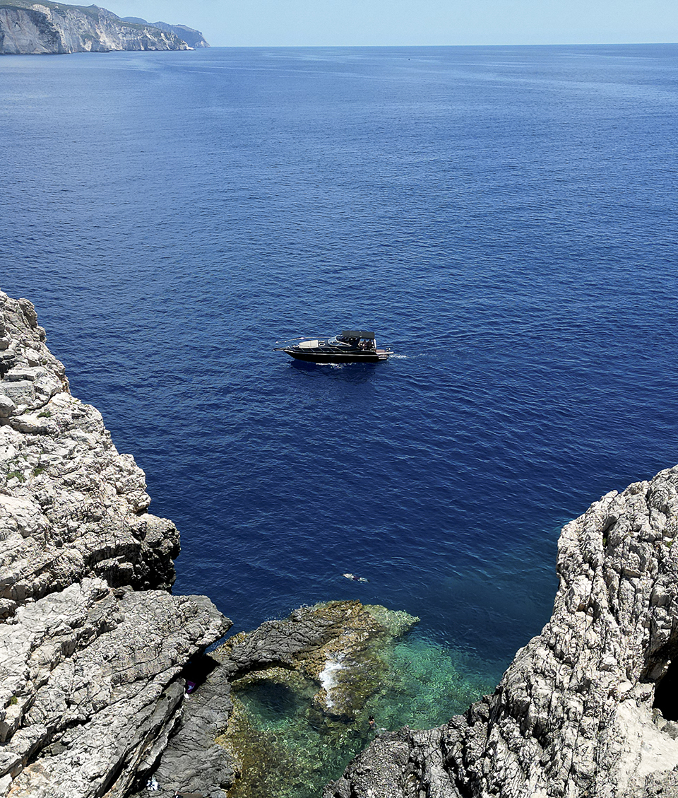 shipwreck private cruises