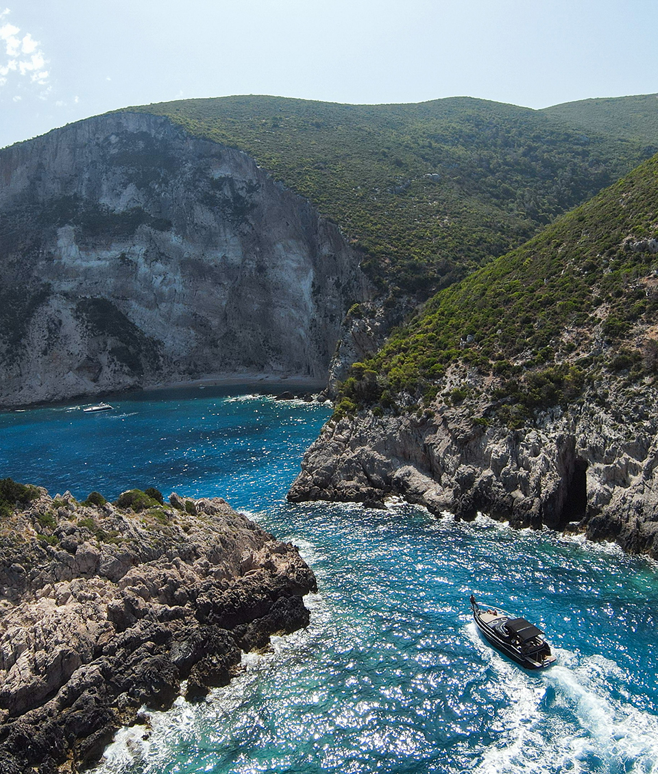 shipwreck private cruises