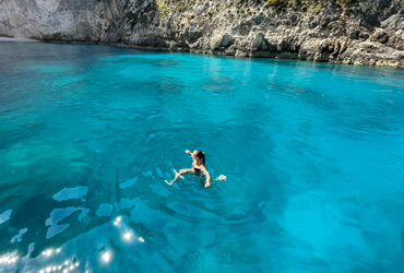 shipwreck blue caves zakynthos cruise